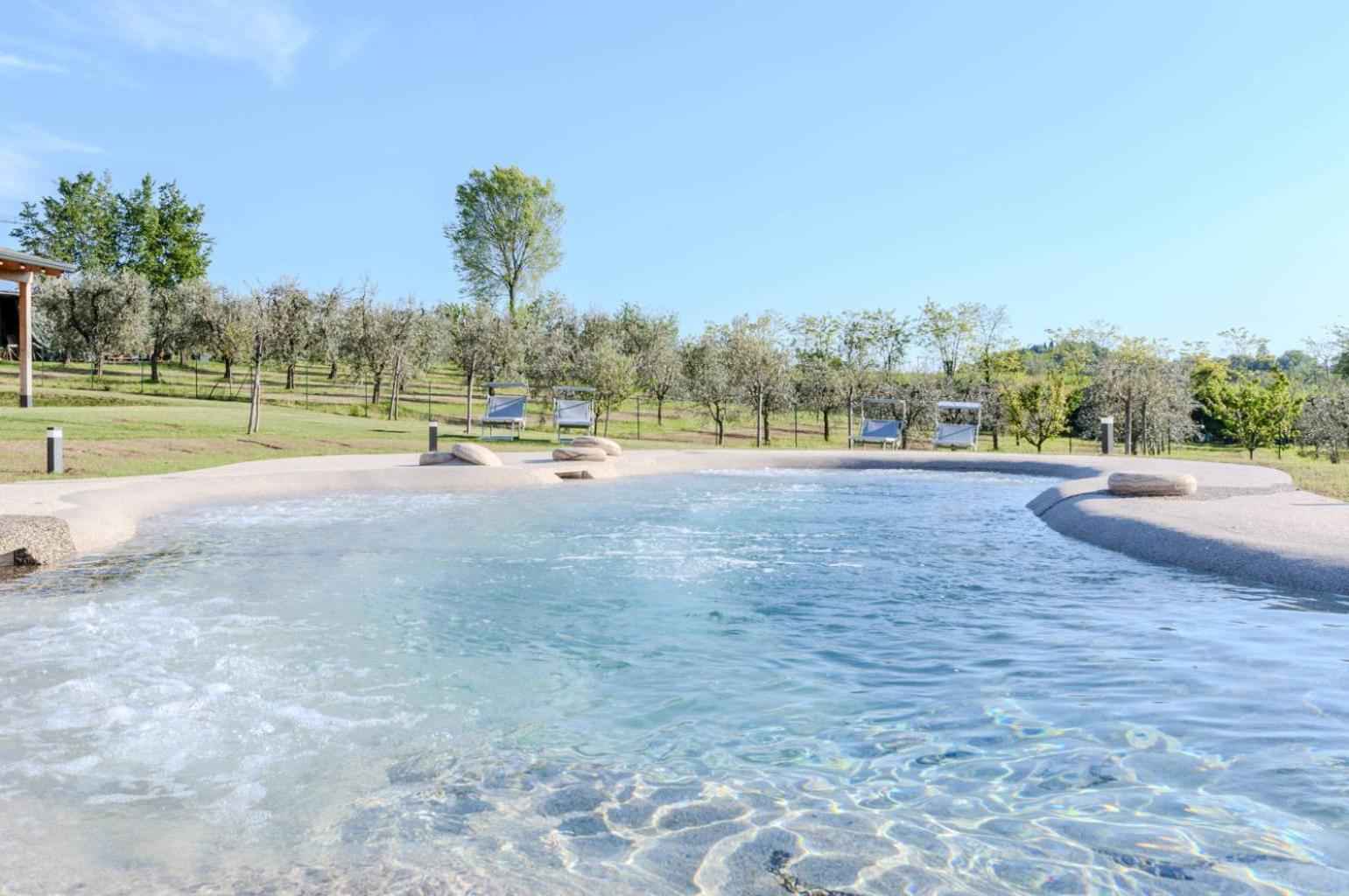 Poggio Le Crete Apartment Soiano Del Lago Bagian luar foto